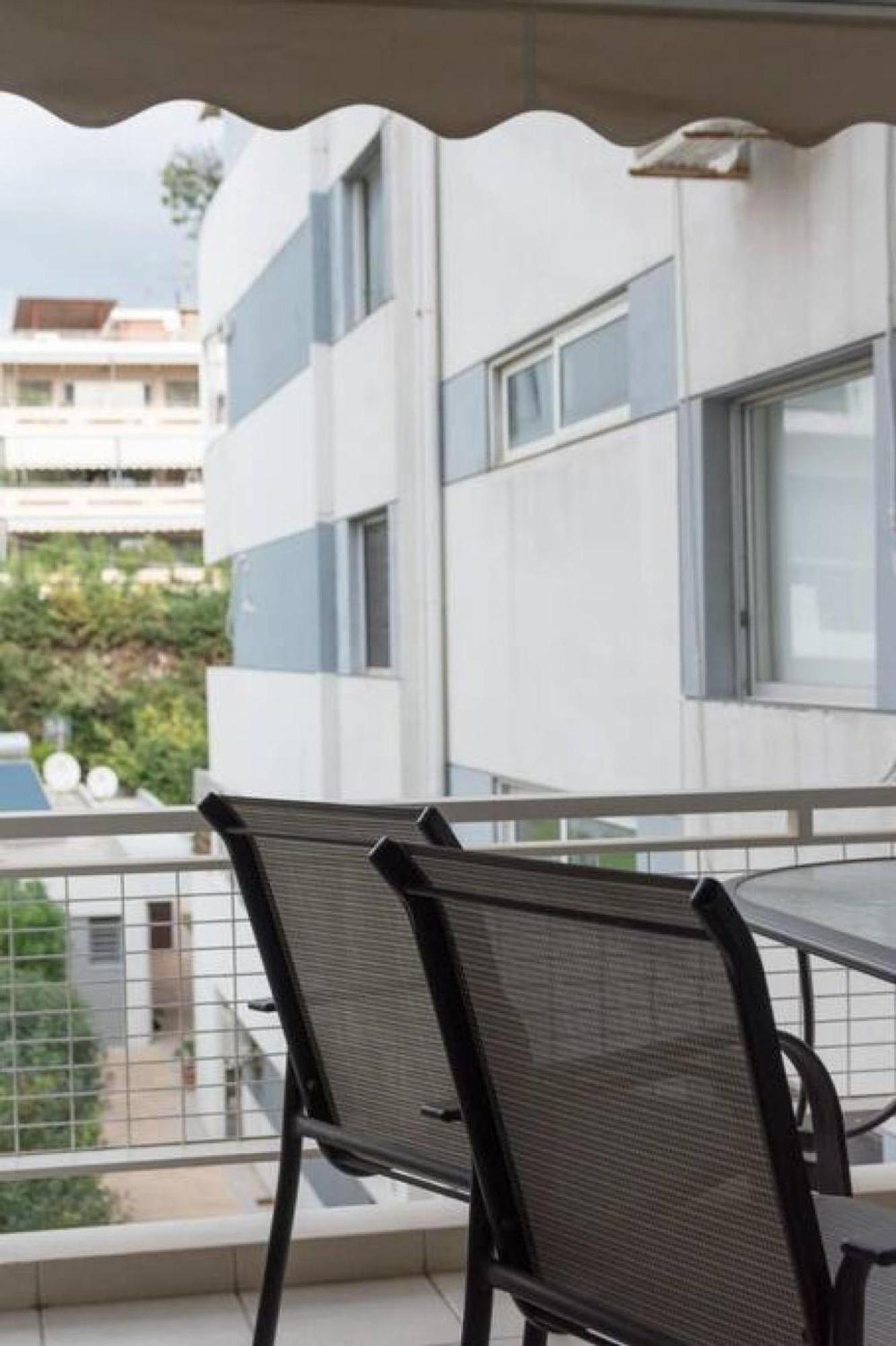 Appartamento Βουλα A Gem At Voula 1' Walk From The Beach Atene Esterno foto